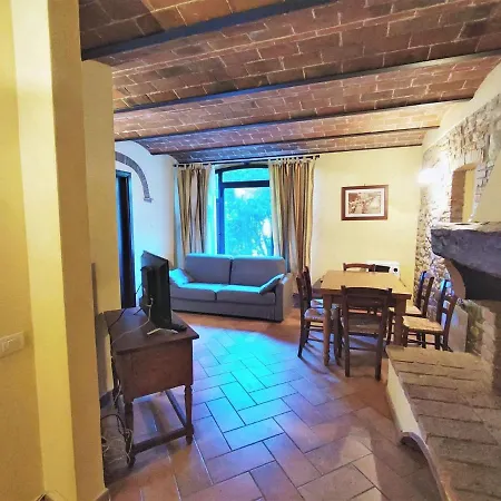 Romantic Escape In Tuscan Holiday home *